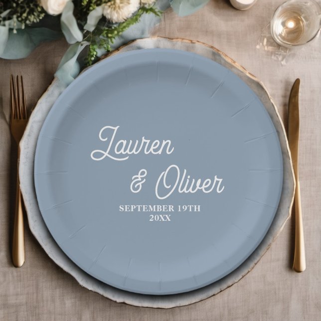 Elegant Dusty Blue Script Minimalistisch Wedding Pappteller (Von Creator hochgeladen)