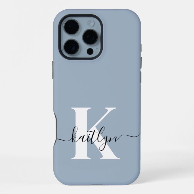 Elegant Dusty Blue Script Monogram iPhone 16 Pro Max Hülle (Rückseite)