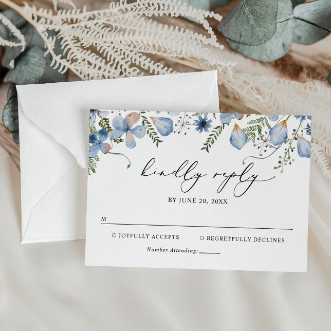 Elegant Dusty Blue Wedding RSVP Karte (Von Creator hochgeladen)