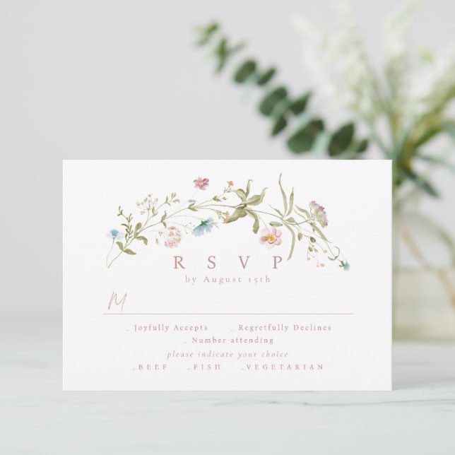 Elegant Dusty Pink Wildblume Rustic Boho Wedding RSVP Karte (Stehend Vorderseite)