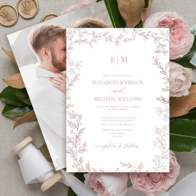 Elegant Dusty Rose Leaf Foto Monogram Wedding Einladung (Von Creator hochgeladen)