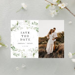 Elegant Earthy Greenery Foto Save The Date<br><div class="desc">Schönes Aquarell umrahmt Ihre Details in diesem eleganten und modernen Save the Date mit Foto. Auf der Rückseite des Hotels können Sie weitere Details hinzufügen. Ideal für schöne Events zu jeder Jahreszeit. Das ist Teil meiner Sammlung "Earthy Greenery".</div>