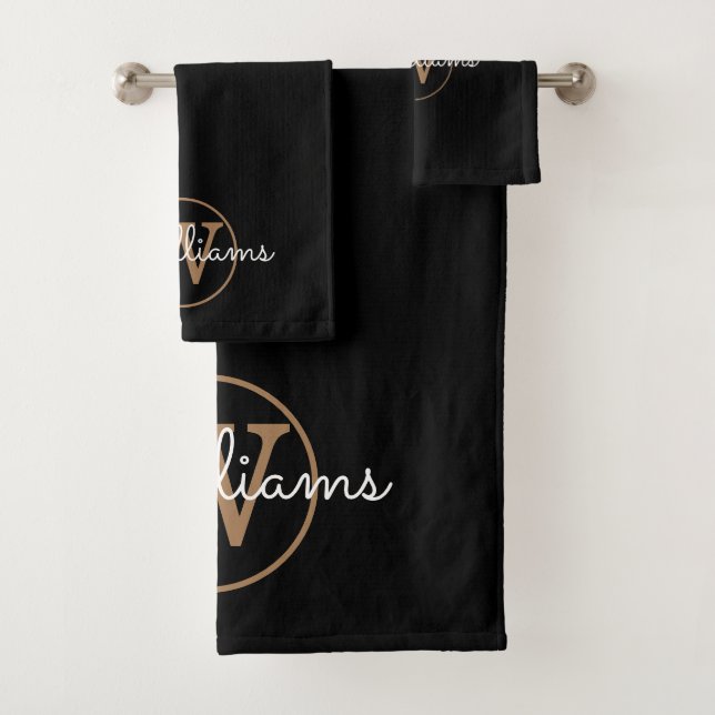 Élégant ensemble de serviettes de bain Monogram no (En situation)