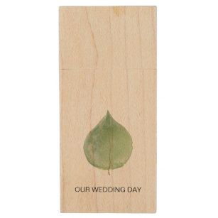 Elegant Eucalyptus Leaf Wedding Day Typografy Holz USB Stick