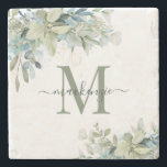 Elegant Eukalyptus Botanical Greenerity Monogram Steinuntersetzer<br><div class="desc">Elegante Eukalyptus Botanisch-florale Monogramm Marmor Untersetzer mit unserem schönen Salbei Eukalyptus grün und staubblauen Grün und moderne Typografie. Einfach mit Ihren Informationen für einen einfachen Untersetzer anpassen. Bitte kontaktieren Sie uns unter cedarandstring@gmail.com ,  wenn Sie Hilfe beim Design oder den passenden Produkten benötigen.</div>