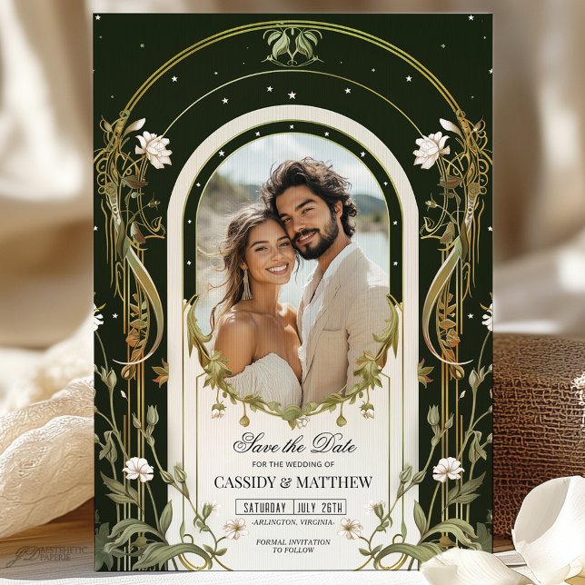 Élégant floral blanc pour le faire-part de mariage (Créateur téléchargé)