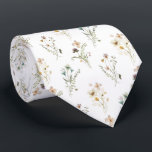 Elegant Floral Krawatte<br><div class="desc">Eleganter floraler Nacken. Diese elegante Krawatte weist ein wunderschönes,  handgemaltes Aquarellbild auf,  das in Rosa,  Duschblau,  Frühlinggelb und Salbei-Grün gepresst wird und Vintage Wildblumen auf weißem Hintergrund bietet,  die sich perfekt für eine Gartenhochzeit eignen. Finden Sie passende Artikel in der Wildblume Wedding Collection.</div>