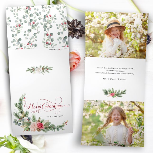 Elegant Floral Merry Christmas Calligraphy Dreifach Gefaltete Urlaubskarte (Von Creator hochgeladen)