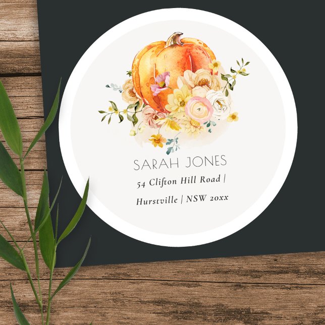 Elegant Floral Orange Autumn Pumpkin-Adresse Runder Aufkleber (Von Creator hochgeladen)