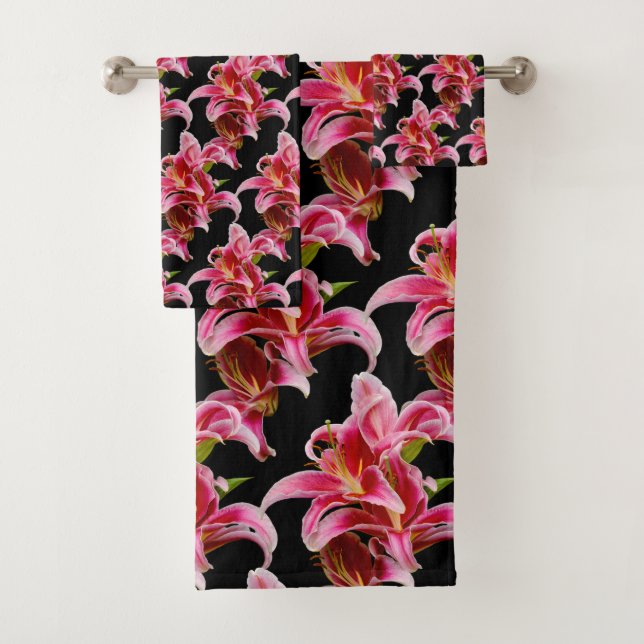 Elegant Floral Pink Oriental Lilies Badhandtuch Set (Insitu)