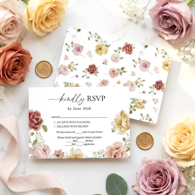 Elegant Floral Summer Wedding RSVP Karte (Von Creator hochgeladen)