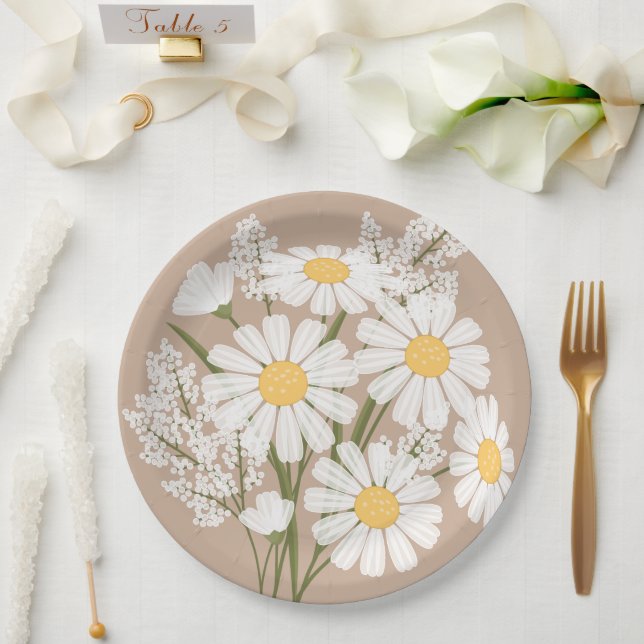 Elegant Floral White Daisies auf Beige Pappteller (Hochzeit)