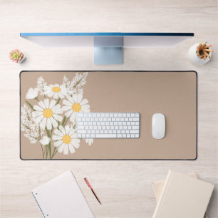 Elegant Floral White Daisies auf Beige Schreibtischunterlage