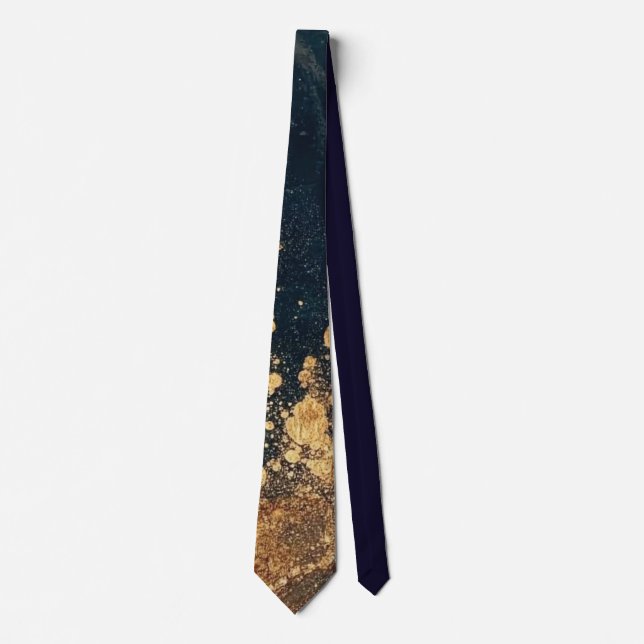 Elegant Gold Accent Tie / Cravate élégante (Devant)