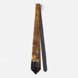 Elegant Gold Accent Tie / Elegante Krawatte