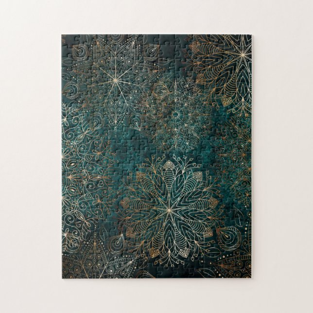 Elegant Gold and Teal Green Floral Mandala Pattern (Vertikal)