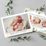 Elegant Gold Floral Greenery Baby Girl Foto Birth Ankündigung<br><div class="desc">Eine elegante Geburtsankündigungskarte für Fotos, die Ihr kleines Mädchen vorstellt, bietet ein großes Foto für Neugeborene, das in der Landschaft mit einem weichen schwarzen Text versehen ist, der mit dem vollständigen Namen und den Geburtsstatistiken des Babys personalisiert werden kann. Auf der Kartenrückseite befindet sich eine Collage aus drei (3) weiteren...</div>