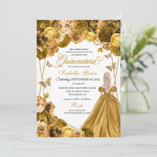 Elegant Gold Floral Quinceanera Einladung (Stehend Vorderseite)