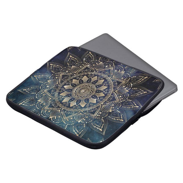 Elegant Gold Mandala Blue Galaxy Laptopschutzhülle (Vorne Oben)