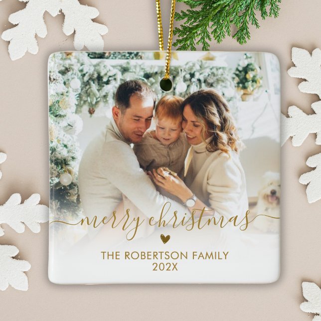 Elegant Gold Script Family Photo Merry Christmas   Keramikornament (Von Creator hochgeladen)