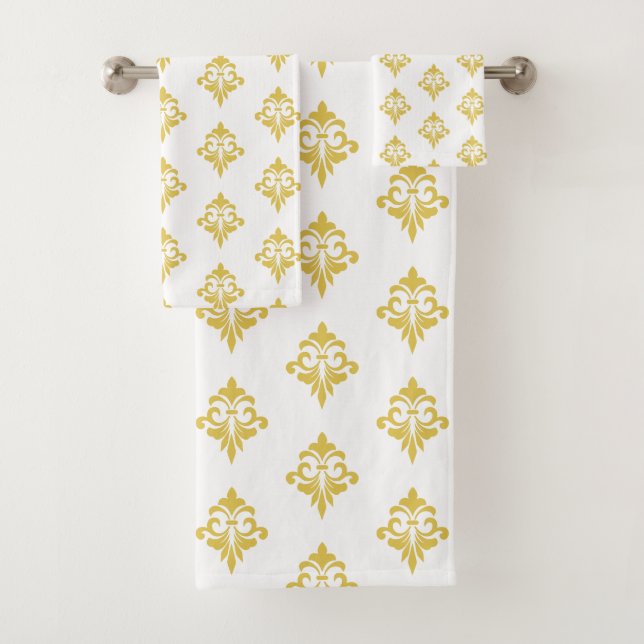Elegant Golden Fleur de Lis Pattern on White (En situation)