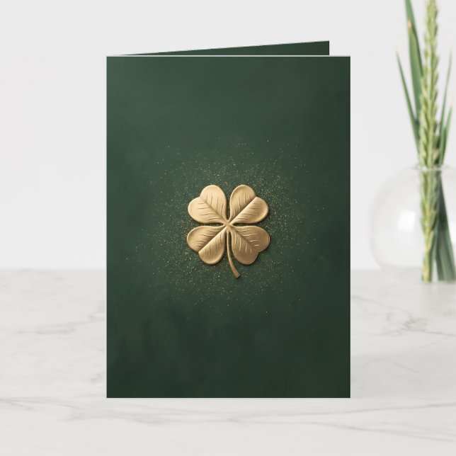 Elegant Golden Four Leaf Clover St. Patricks Day Karte (Vorderseite)