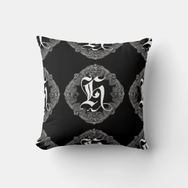 Elegant Goth Initial H Throw Kissen (Vorderseite)