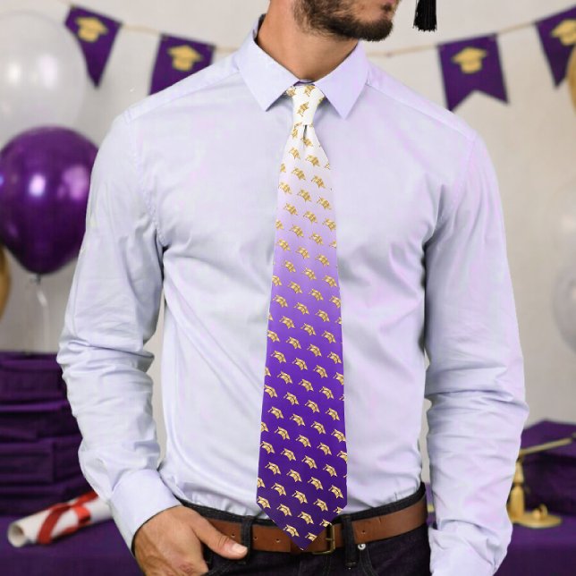 Elegant Graduation Tie Gold Mortarboard Pattern Krawatte (Von Creator hochgeladen)