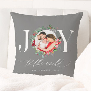 Elegant Gray Silver Christmas Wreath Joy Kissen