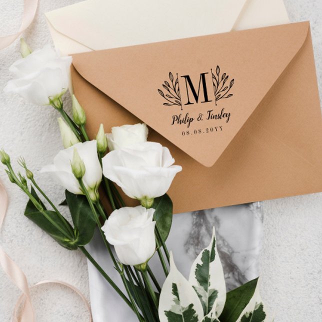 Elegant Greenery Monogram Names & Wedding Date Gummistempel (Von Creator hochgeladen)