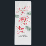 Elegant Greenery Red Calligraphy Christmas Geschenktüte Für Weinflaschen<br><div class="desc">Elegante Greenery Red Calligrafy Weihnachtswein Geschenktasche - Geben Sie das Geschenk des Weines mit dieser schönen, modernen und festlichen Weihnachtswein Geschenktasche. Jingle All The Way ist gerahmt von üppigen, handgezückten Weihnachtsgrün. Fügen Sie Ihre eigene Nachricht und Ihren eigenen Namen hinzu.</div>