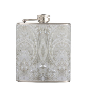 elegant gürtelig-grau cremefarben, beige weiß flachmann