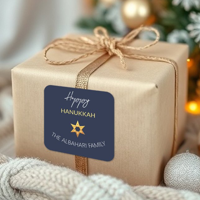 Elegant Happy Hanukkah Golden David Star Quadratischer Aufkleber (Von Creator hochgeladen)