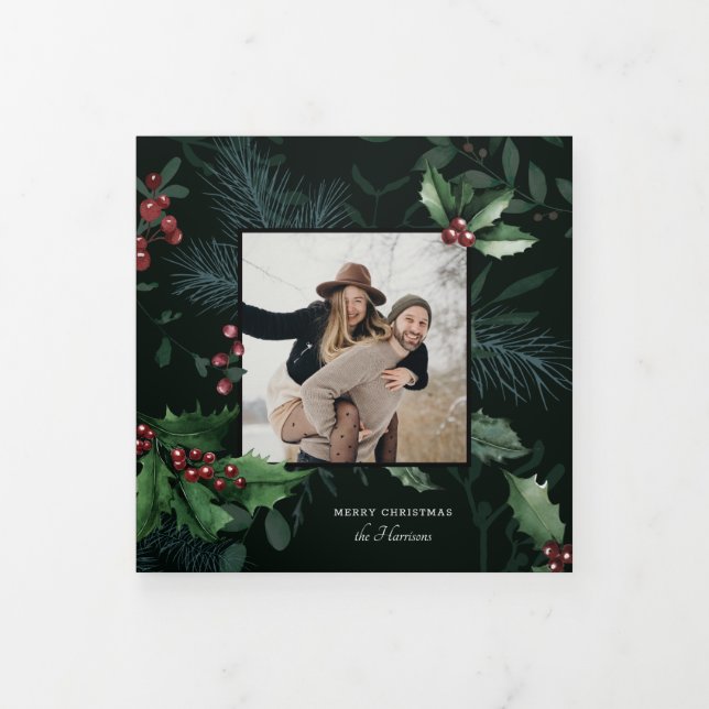 Elegant Holly Christmas Dark Green Botanical Foto Dreifach Gefaltete Urlaubskarte (Cover)