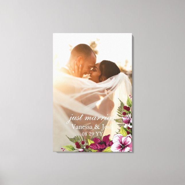 Elegant Just Married Magenta White Floral Wedding Leinwanddruck (Vorderseite)