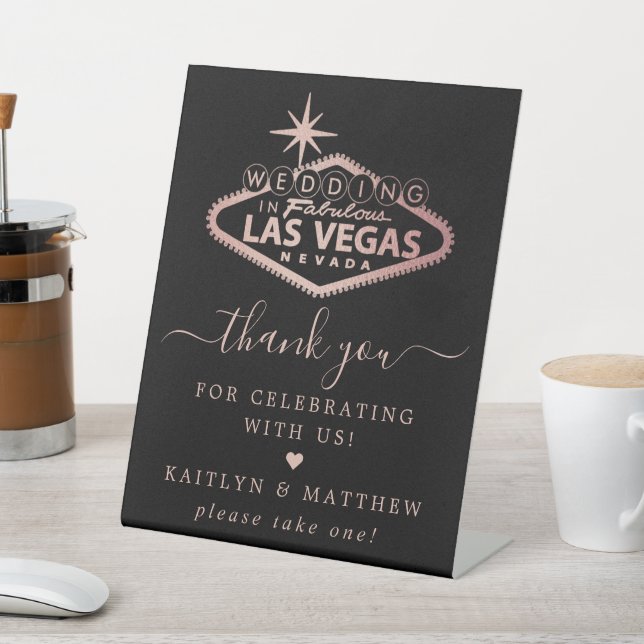 Elegant Las Vegas Destination Wedding Thank You Sockelschild (In SItu)