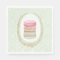 Elegant Laurel Wreath mit Pastel Macarons