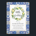 Elegant Lemon Mediterranean 60. Geburtstagsparty Einladung<br><div class="desc">Personalisieren Sie diese schicke Lemon azure 60. Geburtstagsfeiereinladung mit Ihren Party-Details einfach und schnell, drücken Sie einfach die Schaltfläche Anpassen, um den Stil und die Platzierung des Textes weiter zu ordnen und zu formatieren. Mit einem Aquarelllachkranz und einem wunderschönen mediterranen Azurblau-Mosaikfliesen im Hintergrund. Passende Artikel im Shop erhältlich! c) das...</div>