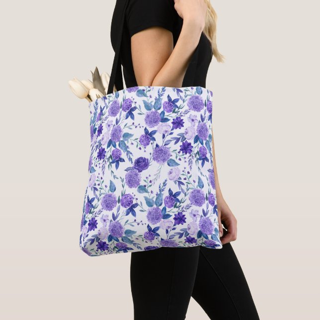 Elegant Lila Lilac Floral On White Tasche (Von Nahem)