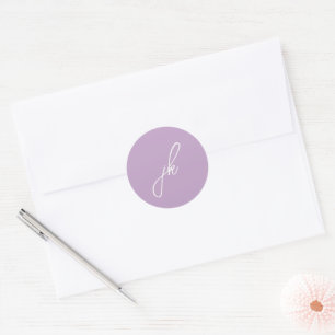 Elegant Lilac Script Monogram Wedding Runder Aufkleber