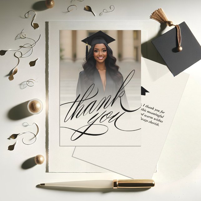 Élégant Merci de graduation de script Carte photo (Elegant Script Graduation Photo Thank You Card)