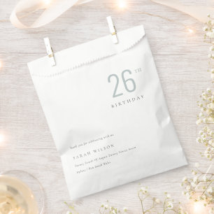 Elegant Minimal Bold Dusky Blau jedes Alter Geburt Geschenktütchen