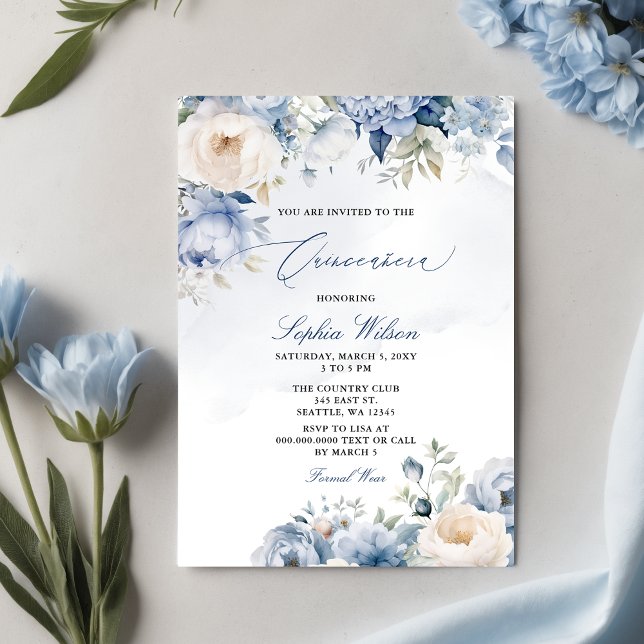 Elegant Modern Dusty Blue Floral Quinceñera Einladung (Elegant Modern Dusty Blue Floral Quinceañera Invitation)