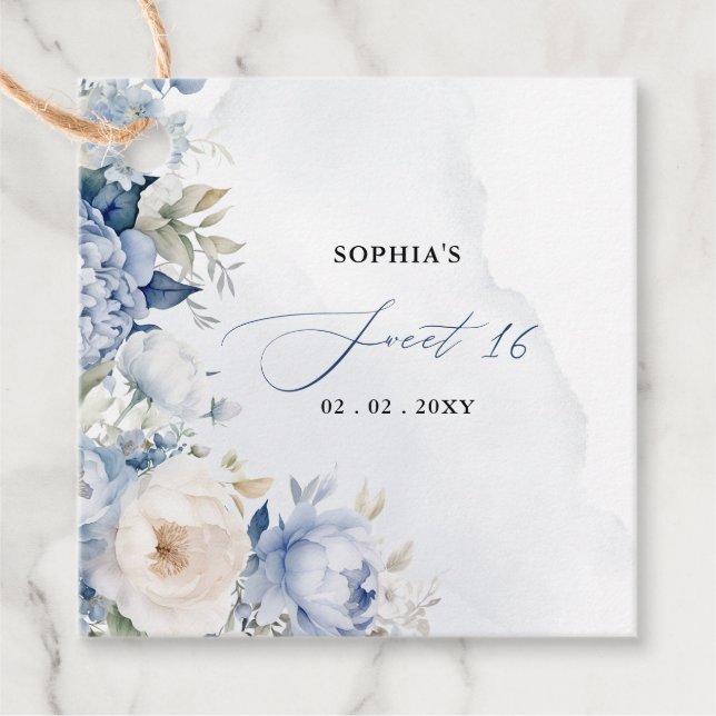 Elegant Modern Dusty Blue Floral Sweet 16 Geschenkanhänger (Vorderseite)