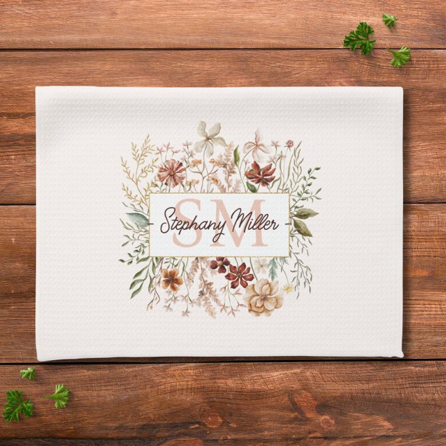 Elegant Monogram Watercolor Fall Wildflower Floral Geschirrtuch (In situ)