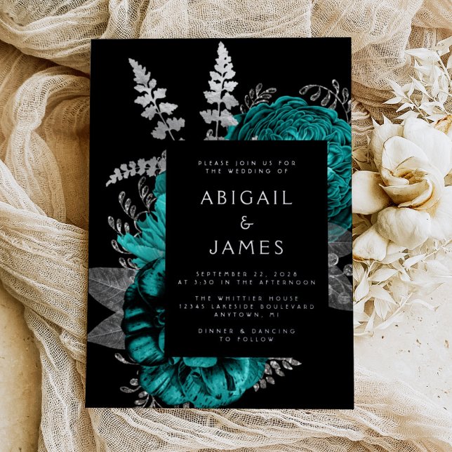 Elegant Moody Dark Floral Aquamarin Silver Wedding Folieneinladung (Von Creator hochgeladen)