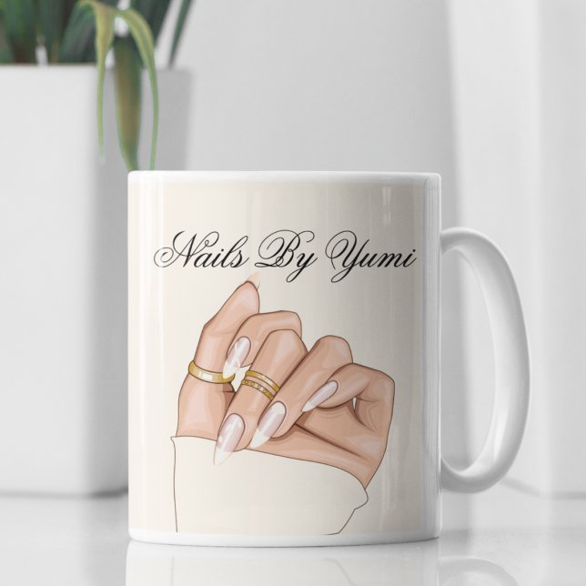 Elegant Nail Artist Manicurist Salon Typografie Kaffeetasse (Von Creator hochgeladen)