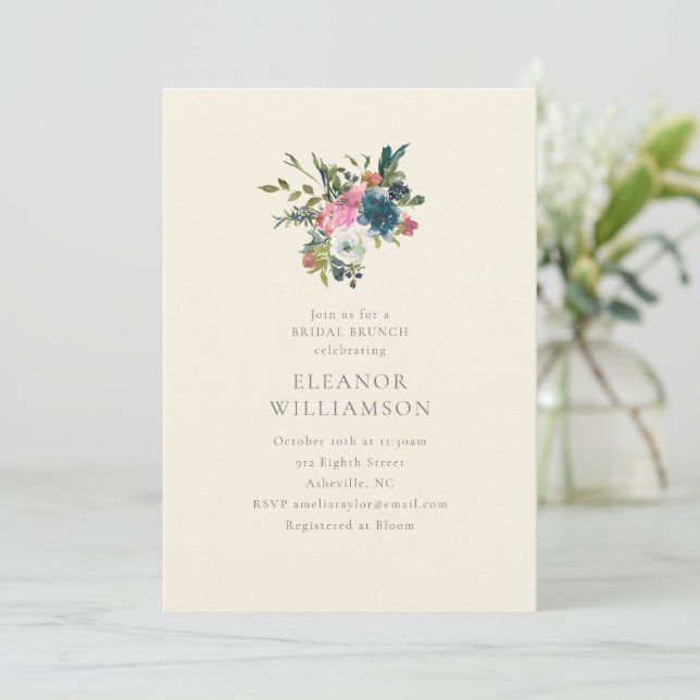 Elegant Navy and Blush Floral Bridal Brunch Einladung (Stehend Vorderseite)