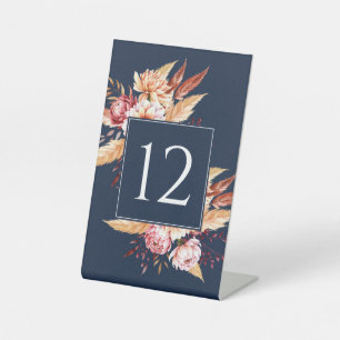 Elegant Navy Blue Boho Floral Wedding Tischnummer Sockelschild