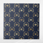 Elegant Navy Blue Gold Bees Laurel Wreath Fliese<br><div class="desc">Navy Blauer Kachel mit goldenen Bienen in Lorbeerkranz. Hex-Code für marineblau ist #202A44.</div>